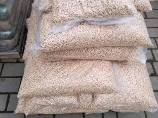 Wood Pellets A1 for heating 6-8mm 15kg /24T